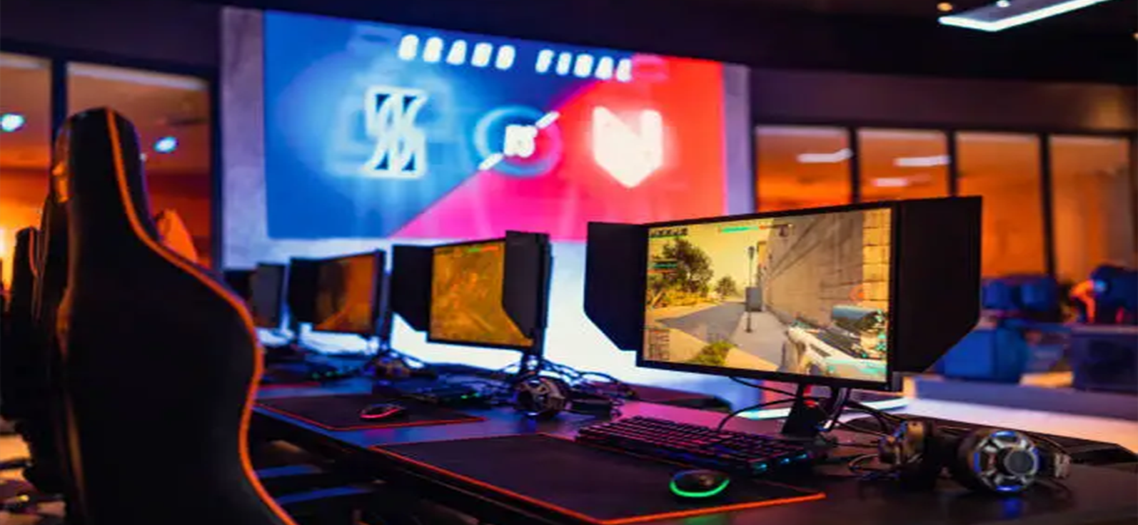 JJB竞技宝组织进行心肺复苏急救培训